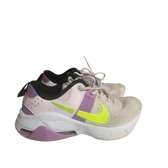 Women's Nike Zoom Bella 6 Shoes Sneakers [DR5720-600] Size 6 - Picture 1 of 16